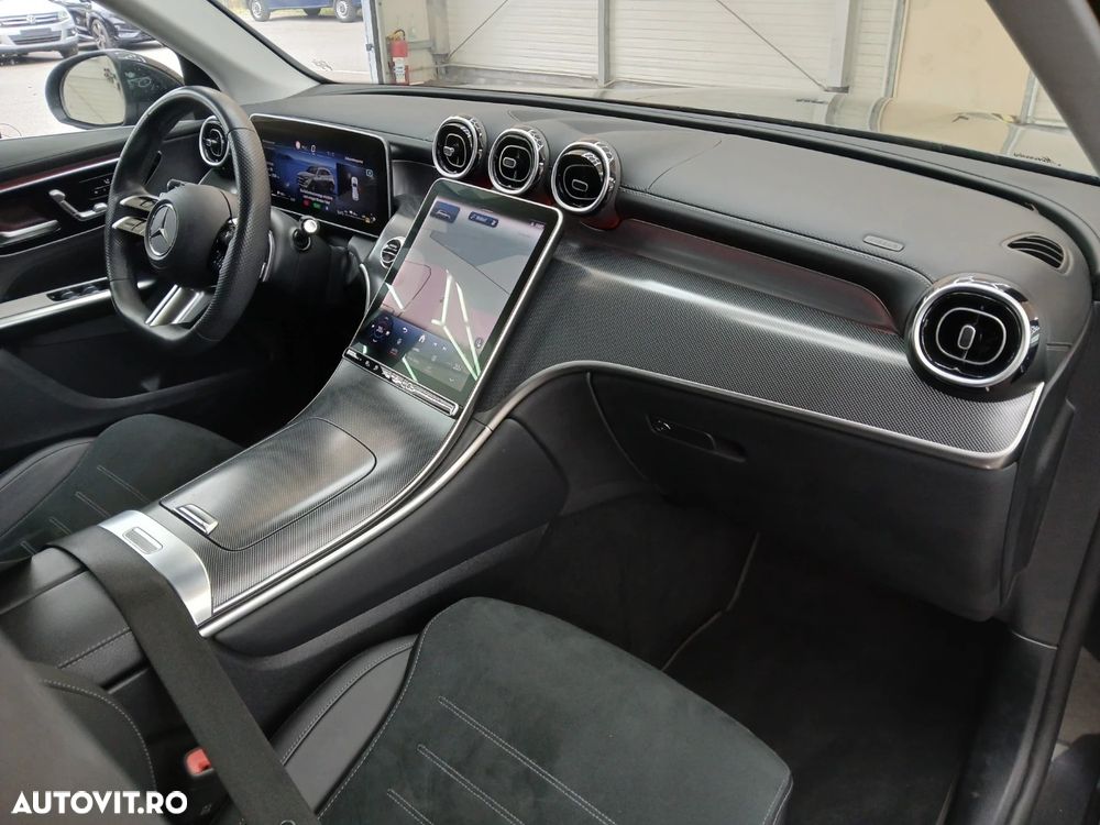 Mercedes-Benz GLC 300 e 4Matic 9G-TRONIC Edition AMG Line - 16