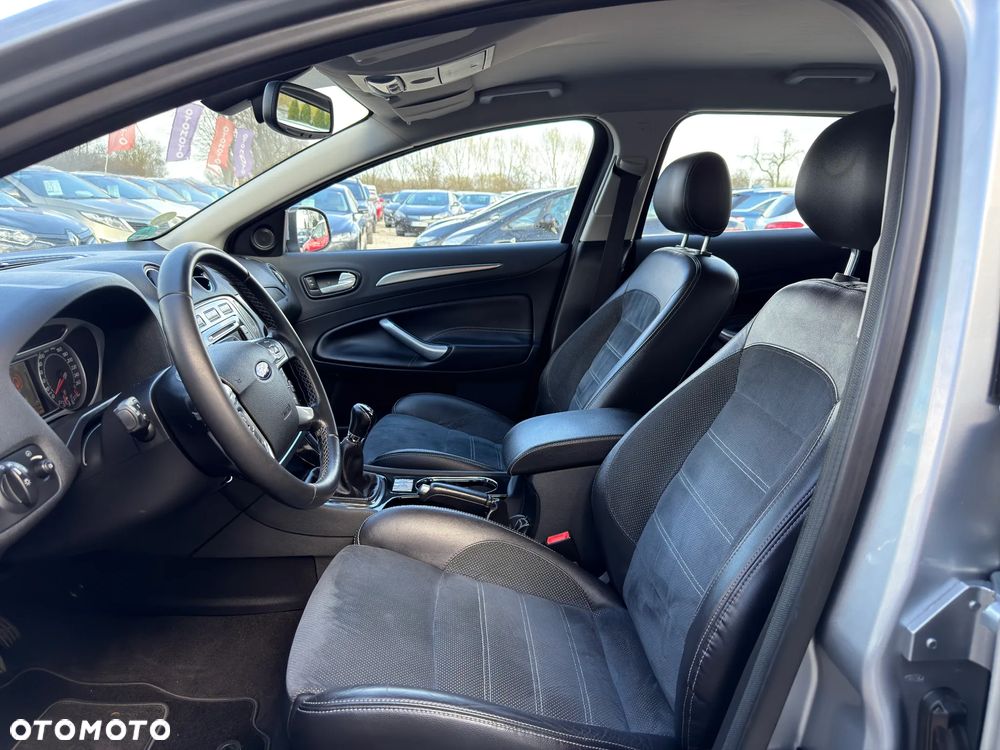 Ford Mondeo 2.0 Titanium X - 27