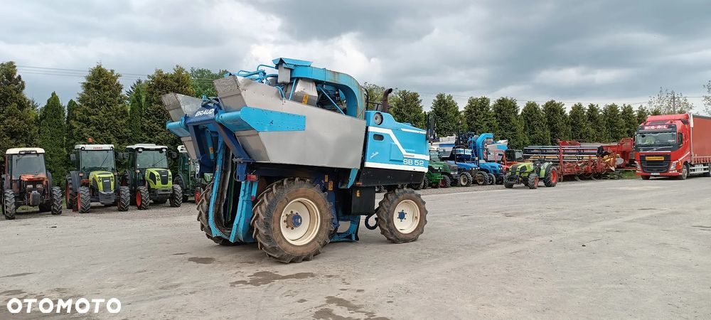 New Holland Braud SB 52 - 2