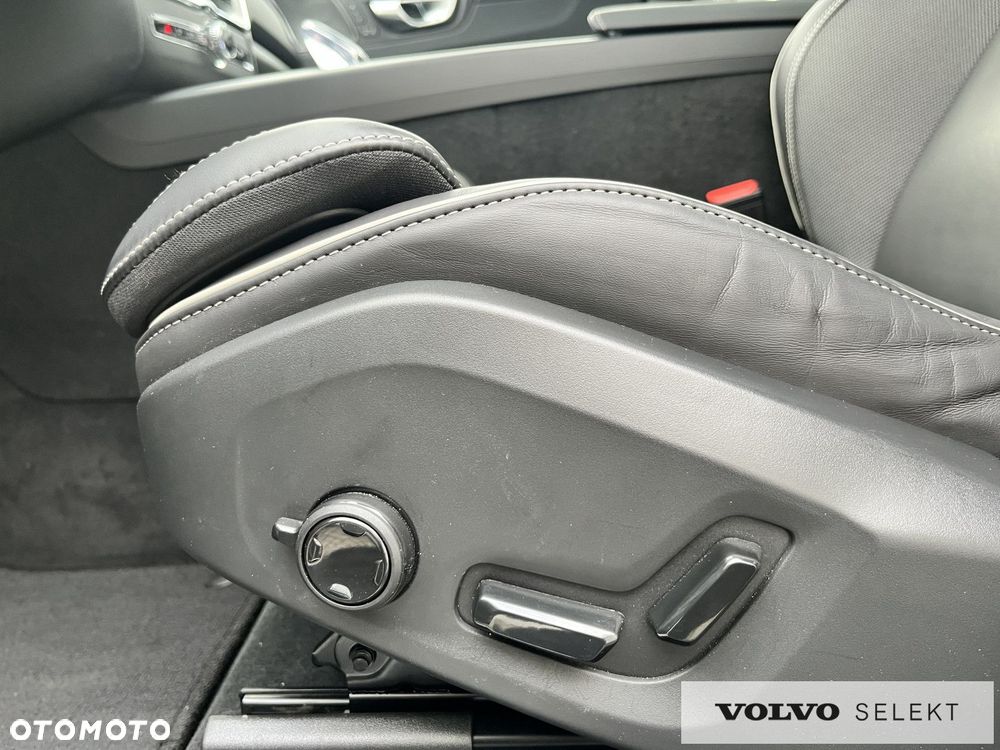 Volvo XC 60 - 13