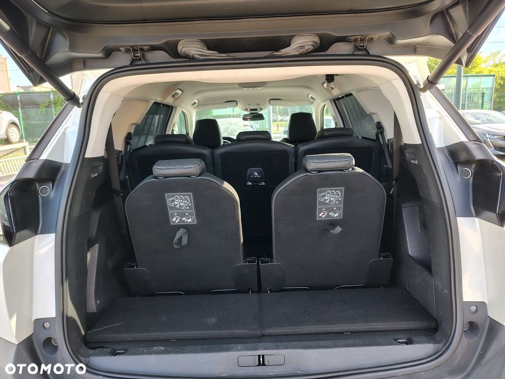 Peugeot 5008 1.6 BlueHDI Allure S&S EAT6 - 11