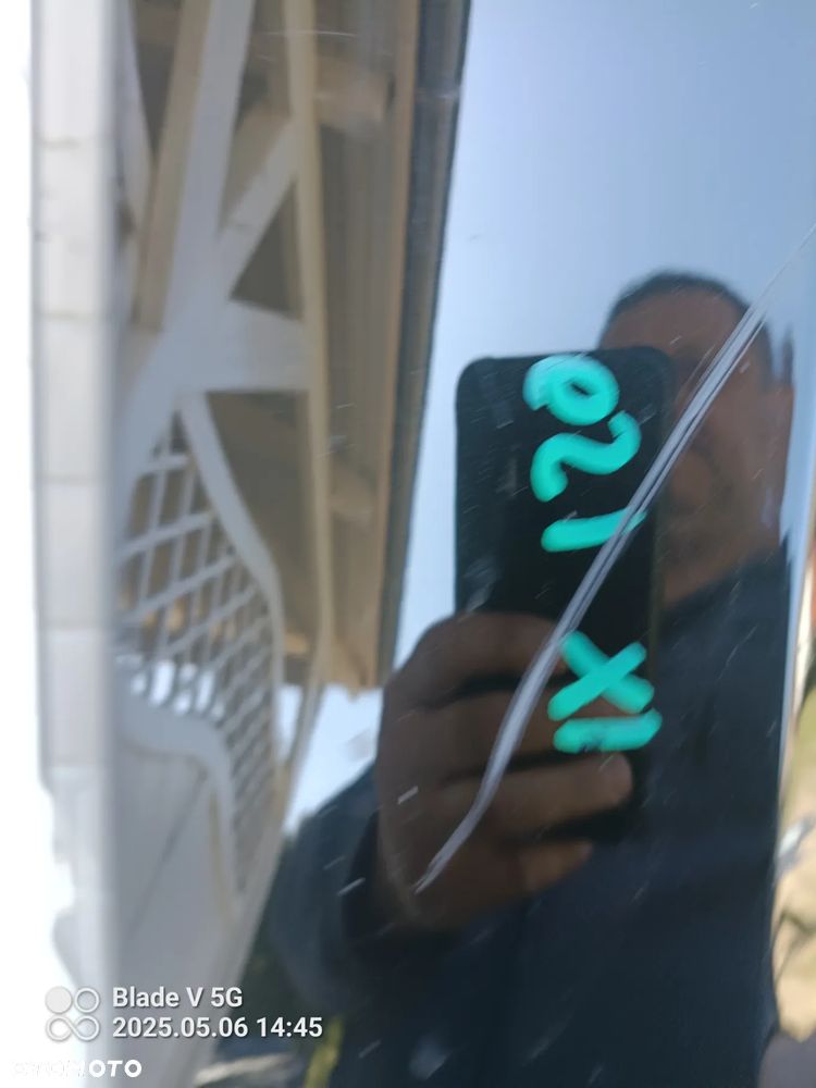 Błotnik przedni prawy BMW IX I20 - 4