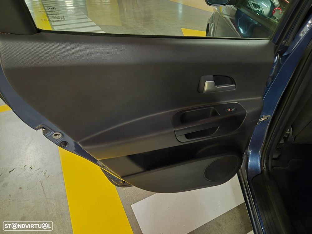 Kia Ceed SW 1.4 CVVT LX ISG - 34