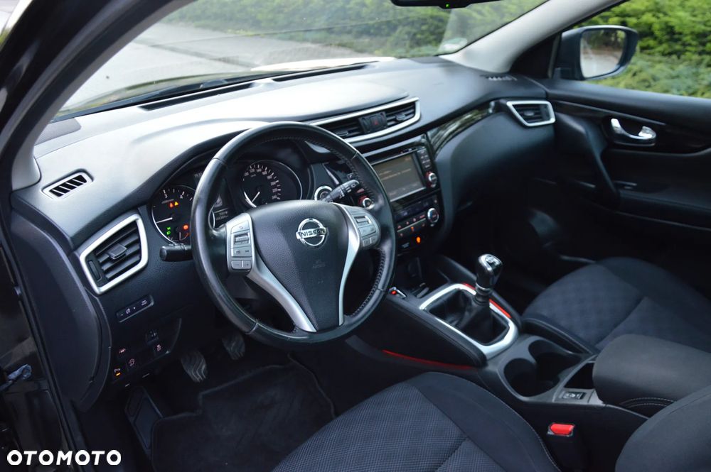 Nissan Qashqai 1.6 DCi Tekna+ - 10