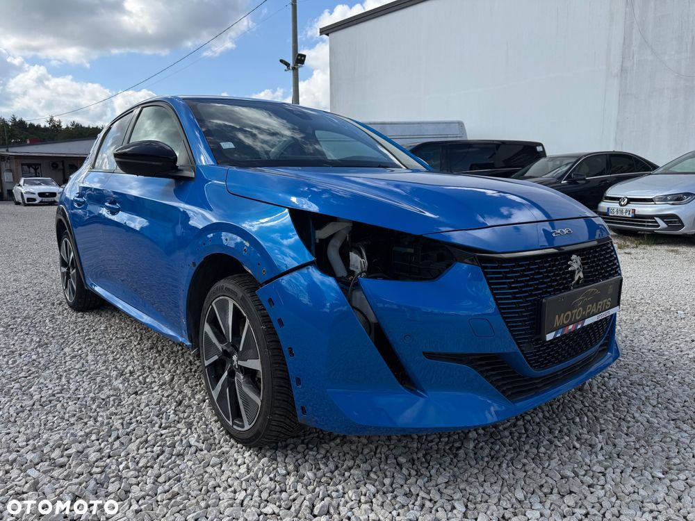 Peugeot 208 - 6