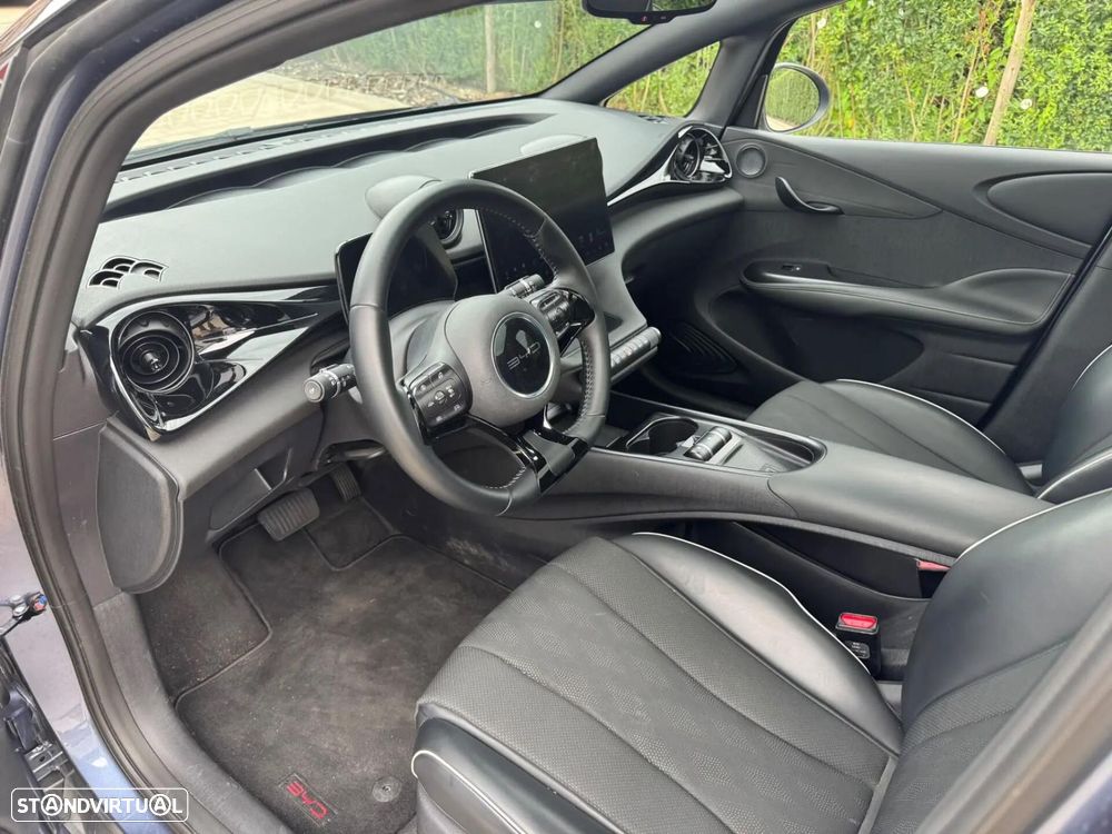 BYD Dolphin 60.4 kWh Design - 8