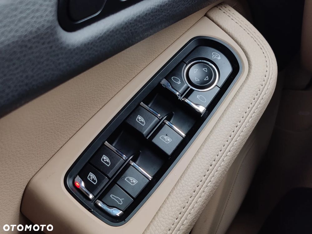 Porsche Macan Standard - 18