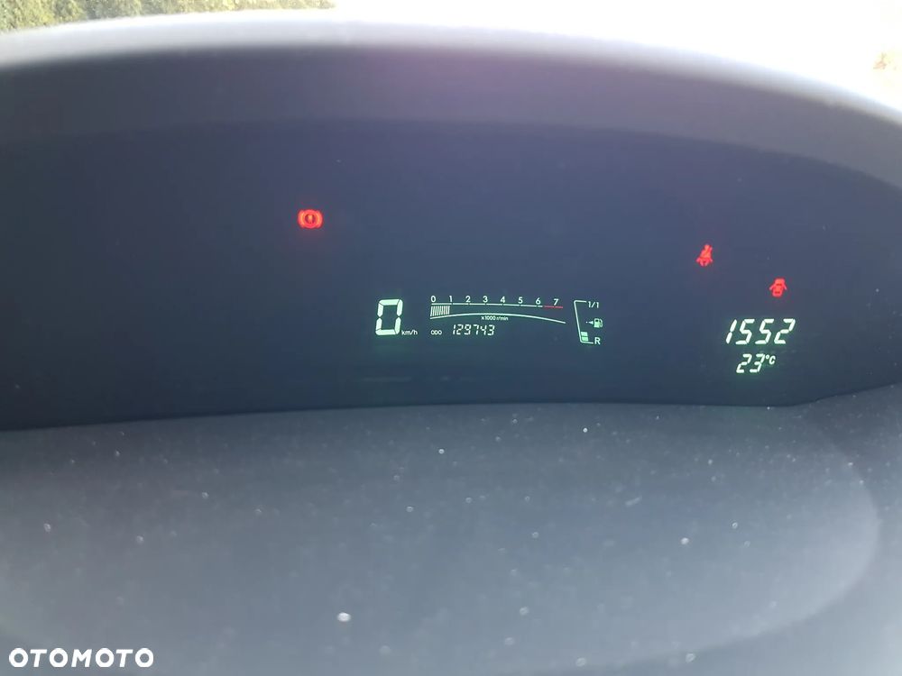 Toyota Yaris 1.0 VVT-i Style - 18