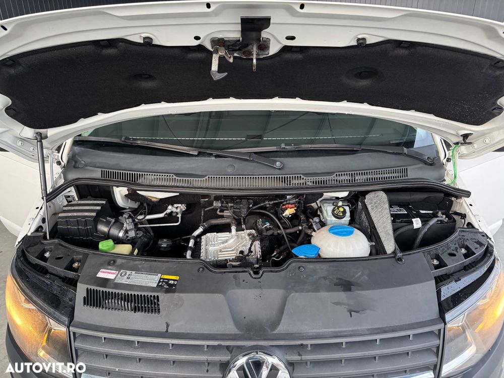 Volkswagen Transporter Lang EU6 - 24
