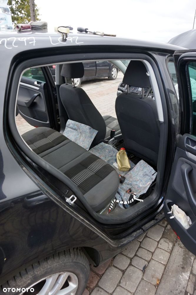 VOLKSWAGEN GOLF V 5D HB 2008 LC9Z 1.4 TSI CAXA 122KM JPG CZARNY na części - 15