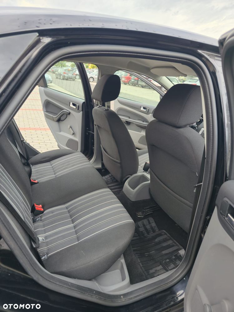 Ford Focus 1.6 FX Silver - 33