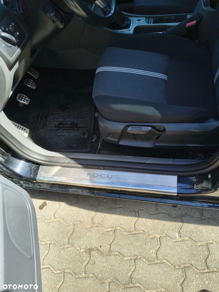 Ford Focus 1.6 16V Black Magic - 4