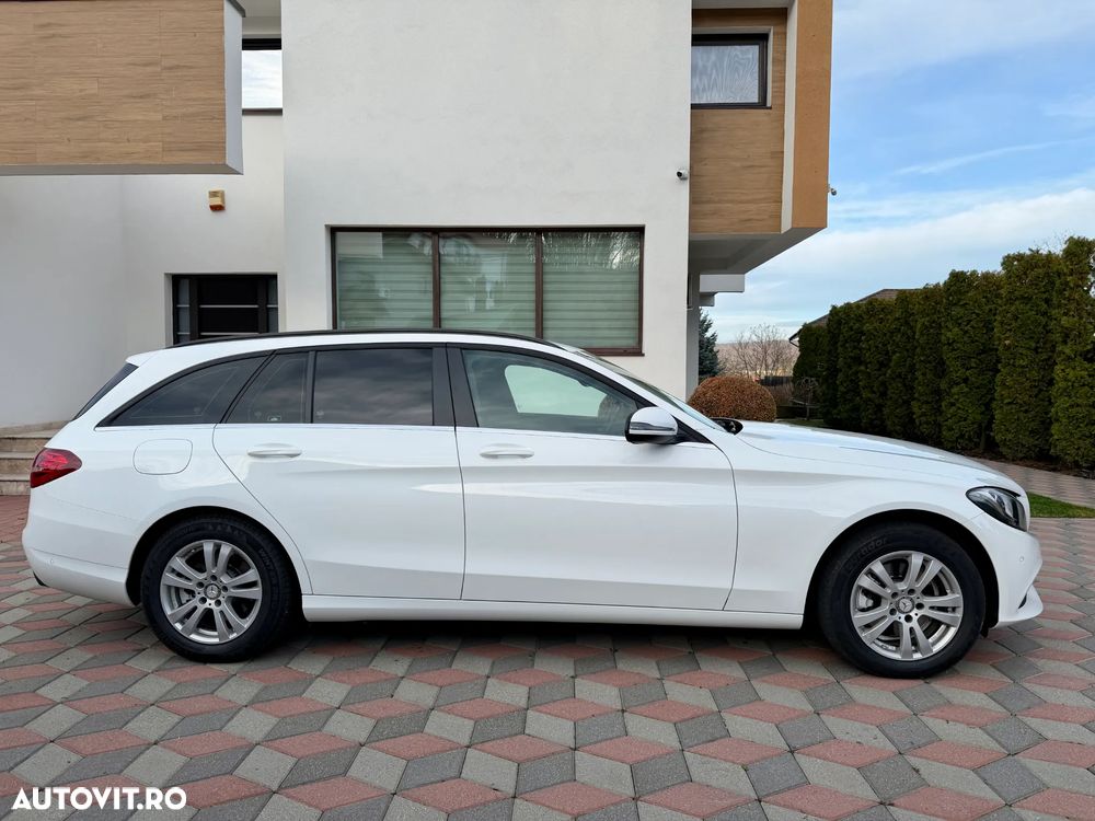 Mercedes-Benz C 200 d T 9G-TRONIC - 2