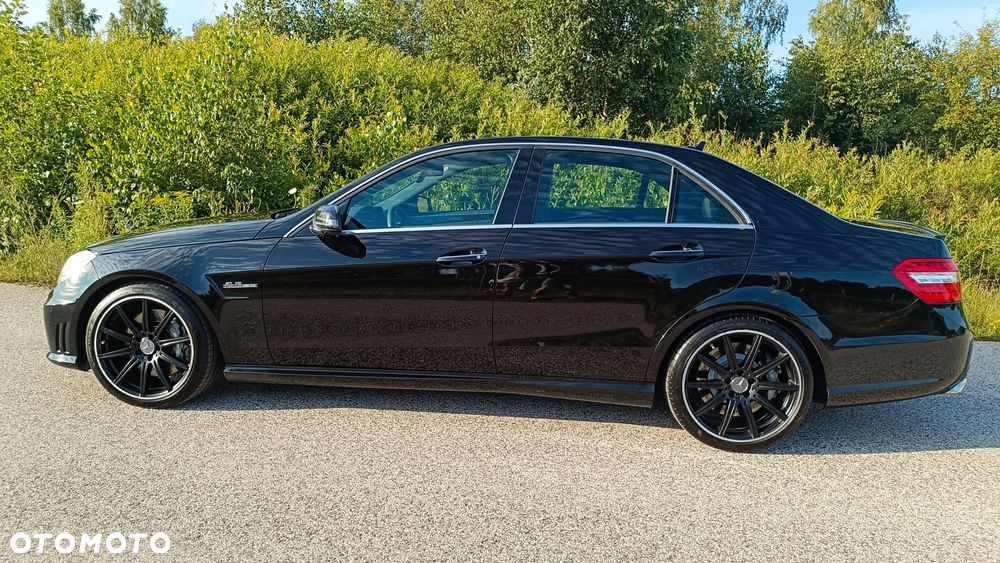 Mercedes-Benz Klasa E 63 AMG - 13