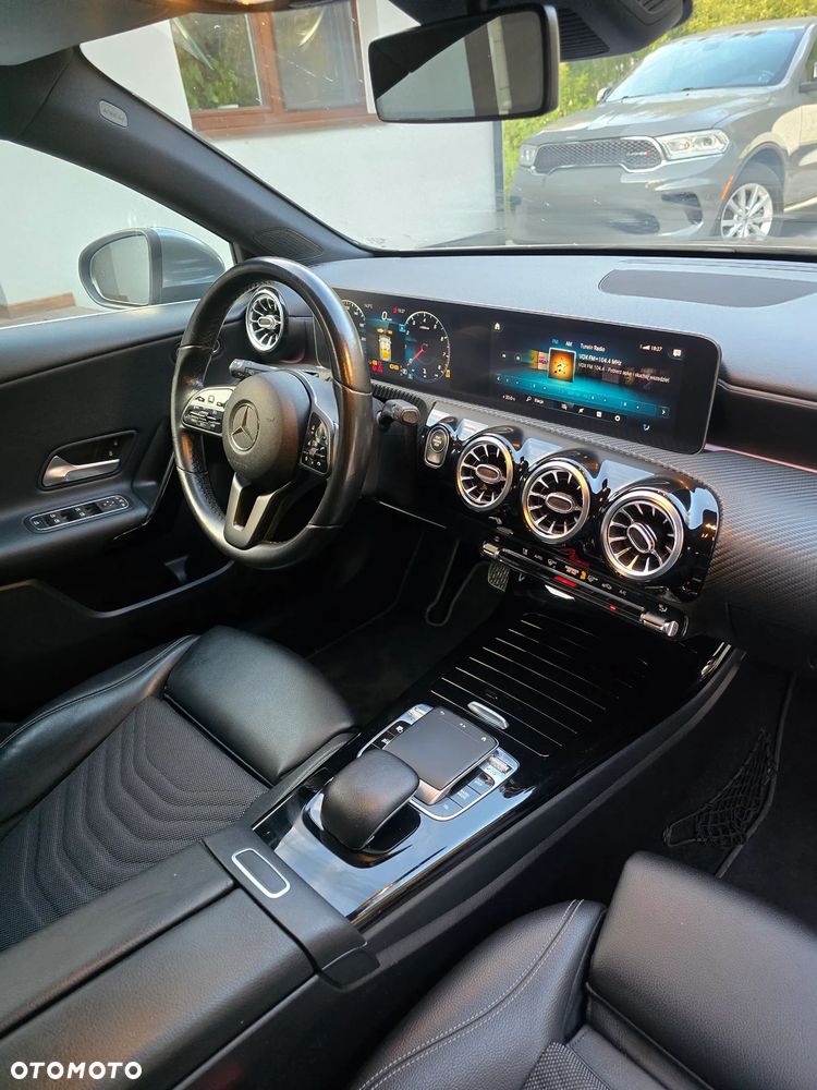 Mercedes-Benz Klasa A 200 Edycja specjalna 7G-DCT - 23