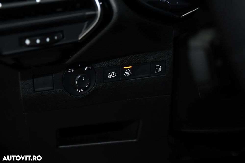 DS Automobiles DS 7 Crossback - 27