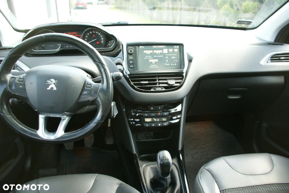 Peugeot 2008 1.6 BlueHDi Allure - 13