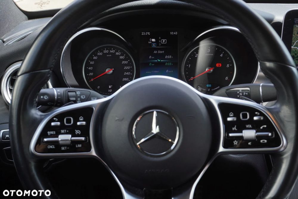 Mercedes-Benz Klasa C 300 de 9G-TRONIC - 30