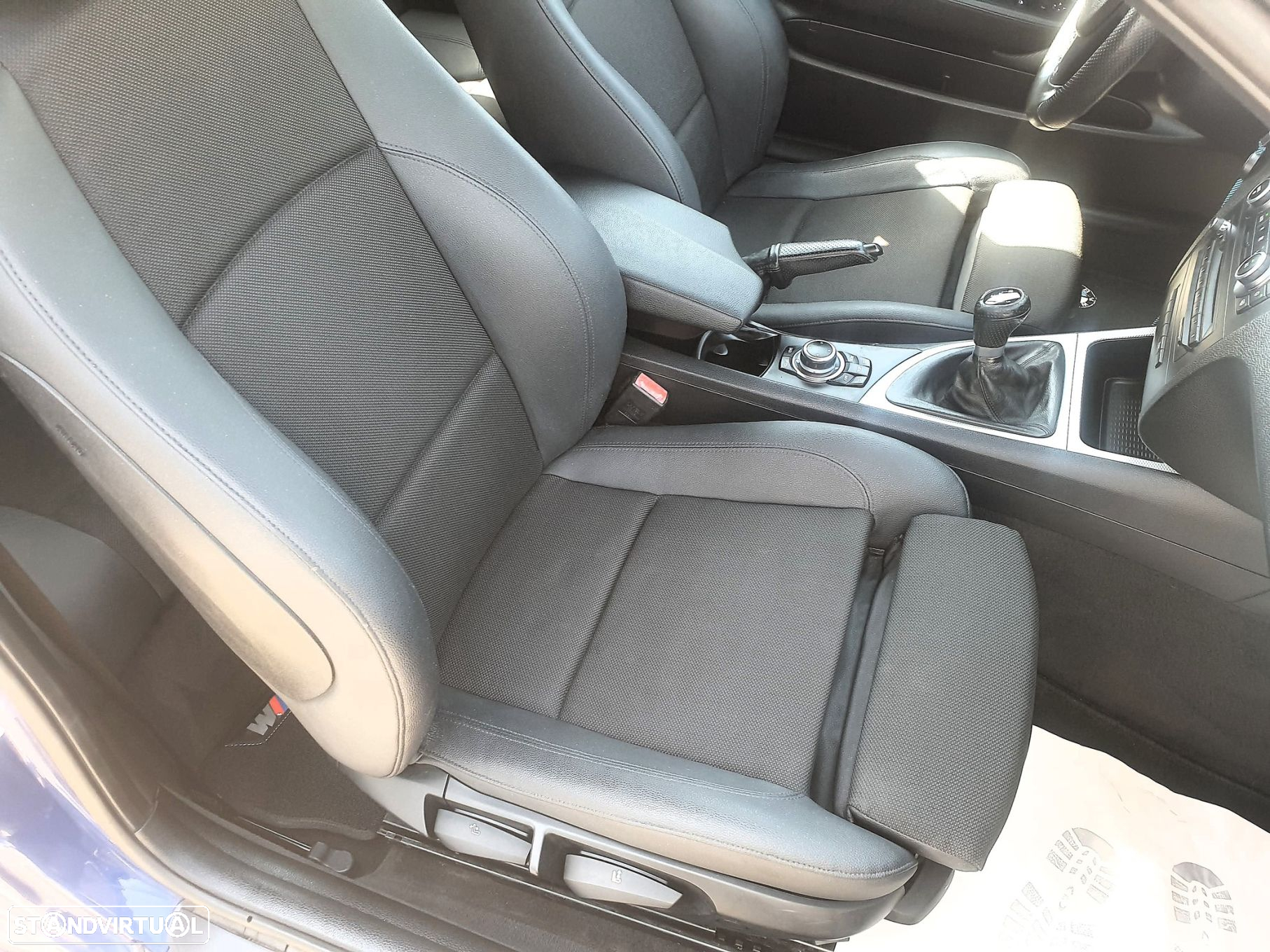 BMW 118 d Pack M - 28