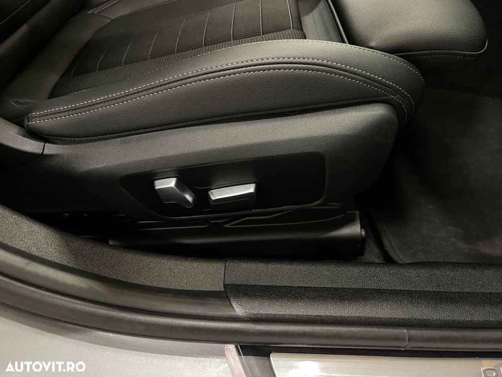 BMW Seria 3 320e AT PHEV - 26