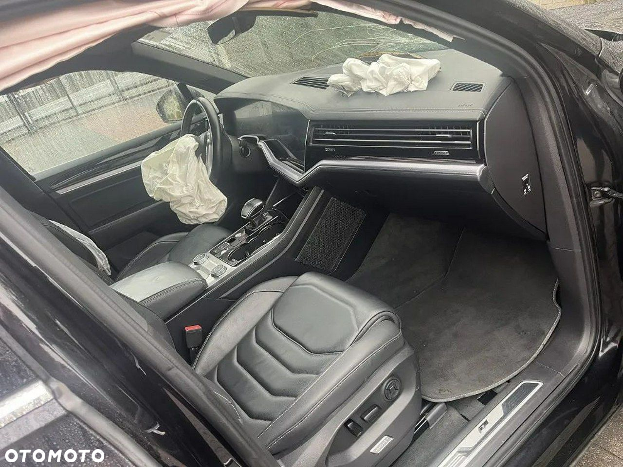 Volkswagen Touareg - 8