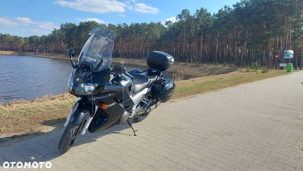 Yamaha FJR - 1