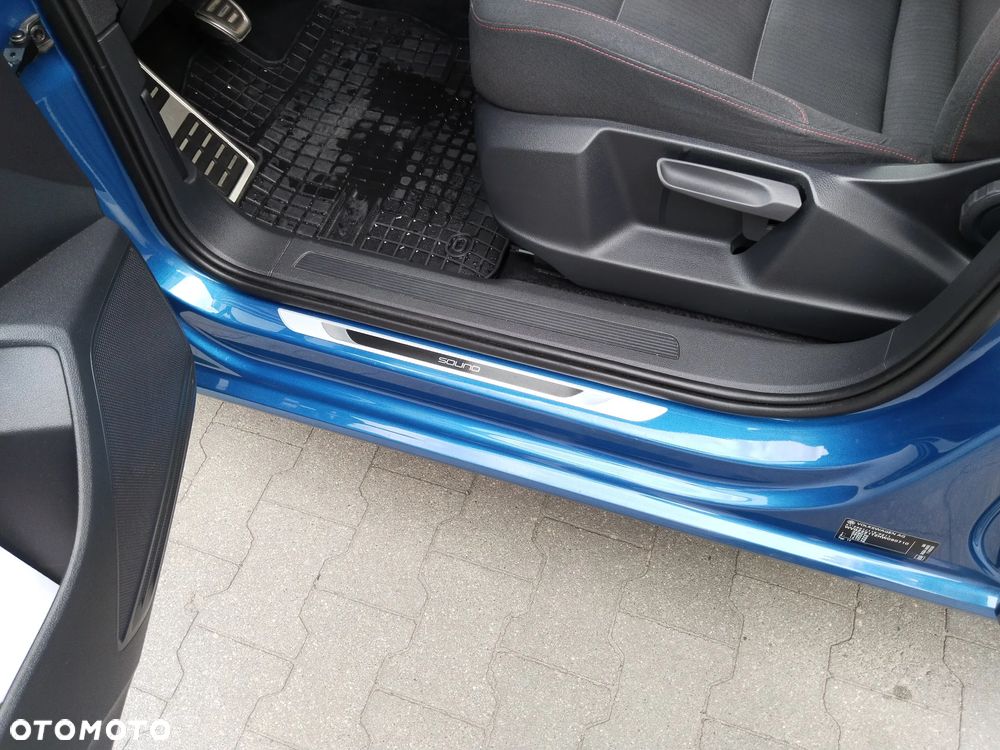 Volkswagen Touran 1.6 TDI SCR (BlueMotion Technology) SOUND - 13