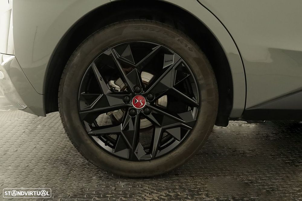 DS DS4 1.2 PureTech Performance Line EAT8 - 5