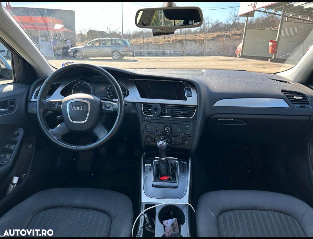 Audi A4 Limuzina - 3