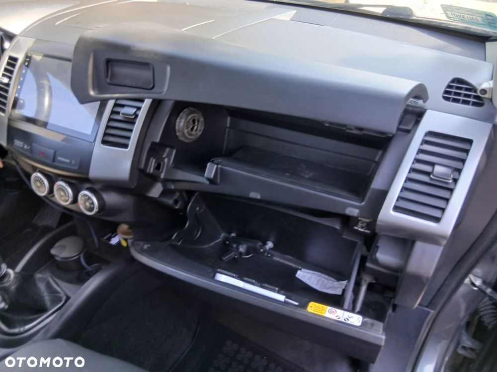 Citroën C-Crosser 2.2 HDi SX Pack - 26