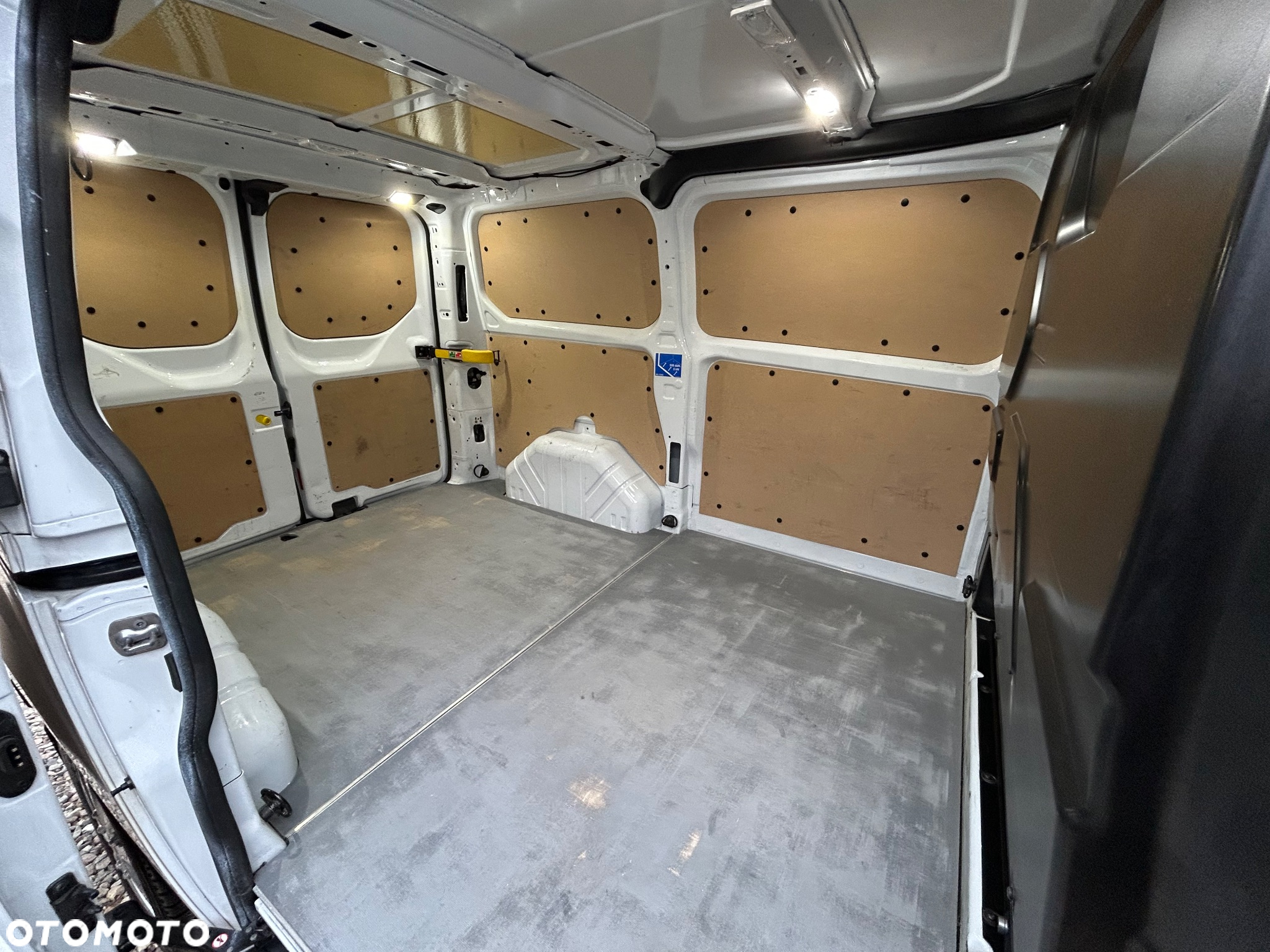 Ford Transit Custom - 25
