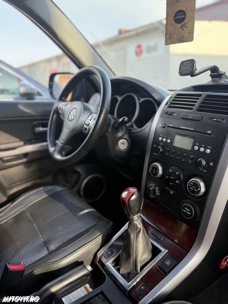 Suzuki Grand Vitara 1.9 DDIS Navi - 4