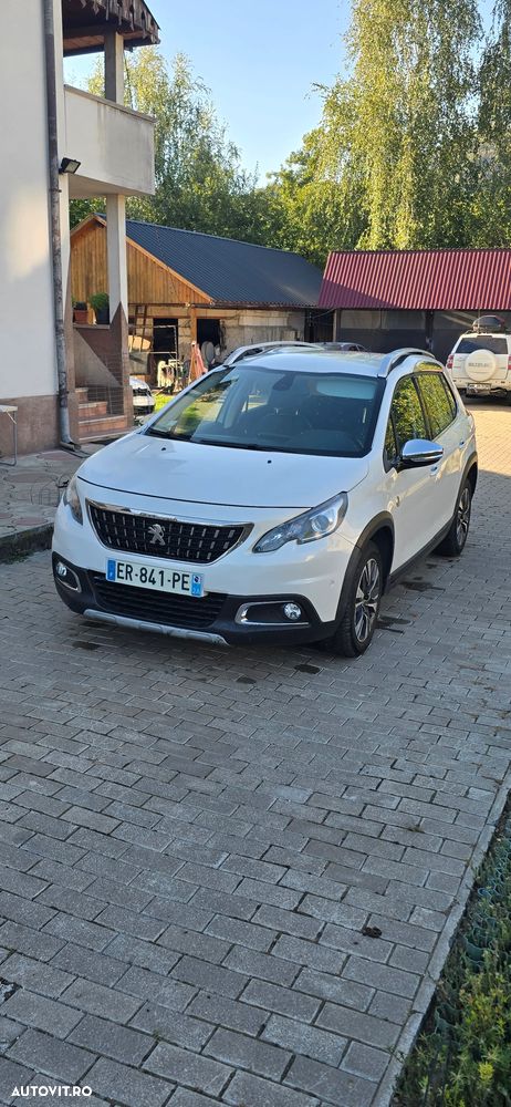 Peugeot 2008 1.6 BlueHDi FAP S&S Allure - 3