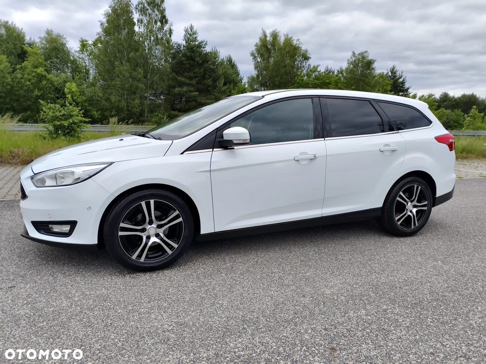 Ford Focus 1.5 TDCi DPF Start-Stopp-System Titanium - 6
