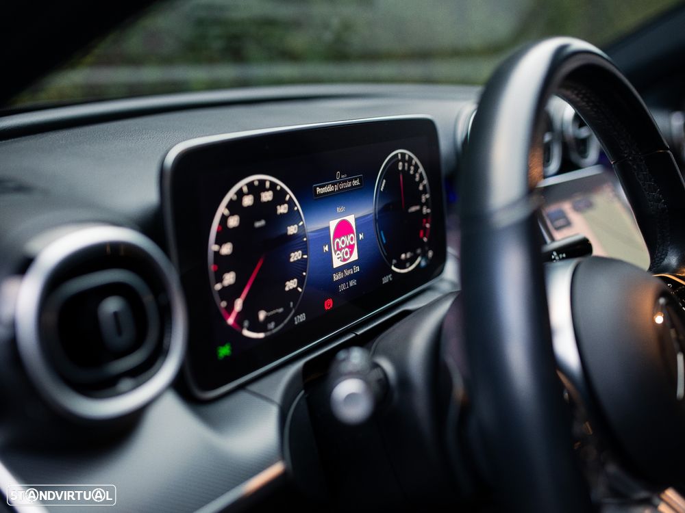 Mercedes-Benz C 300 e - 31