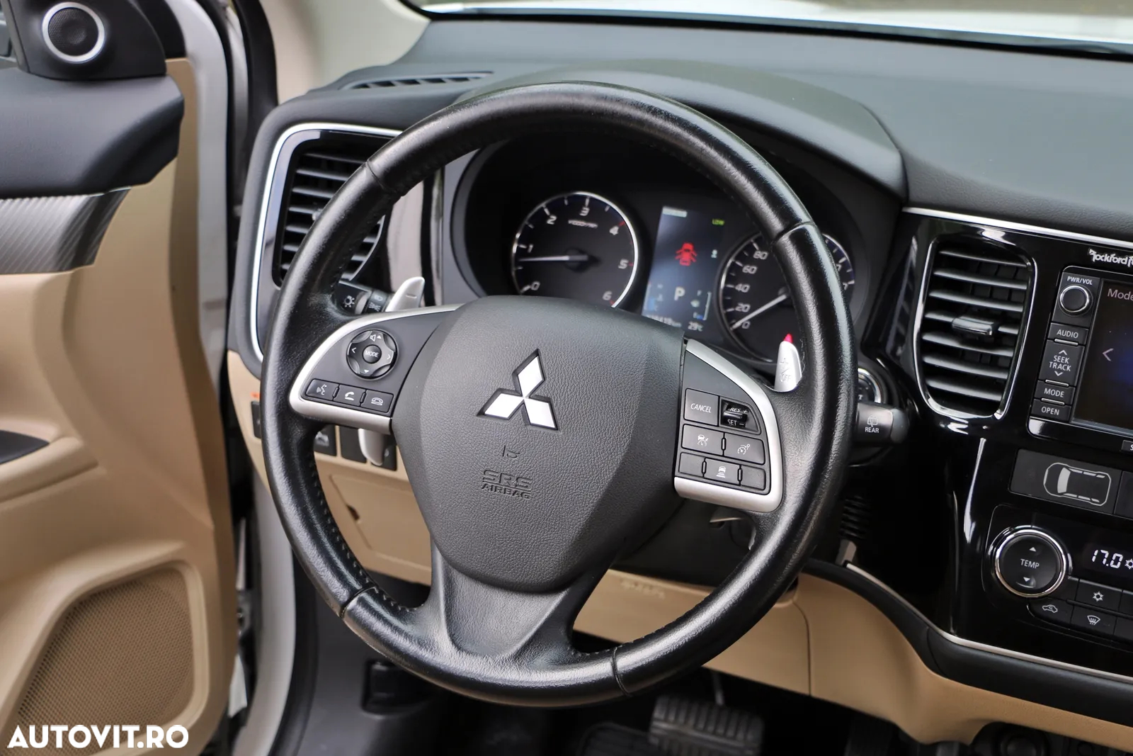 Mitsubishi Outlander 2.2 DI-D 4WD Automatik Diamant Edition - 15