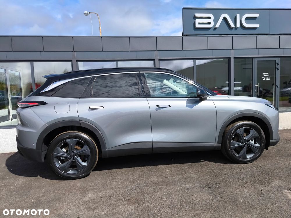 BAIC 5 Beijing 1.5T Comfort DCT - 6