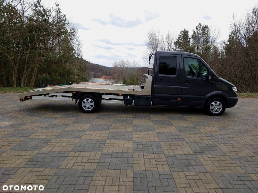 Mercedes-Benz Sprinter 319 - 5
