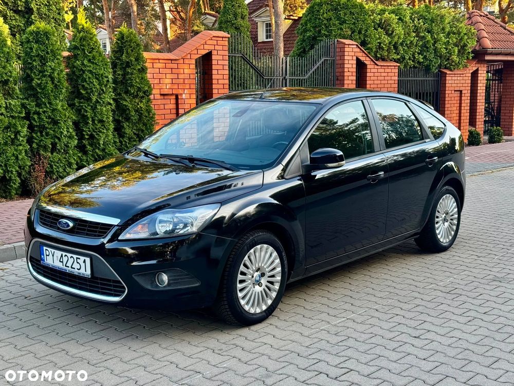 Ford Focus 1.8 FF Ghia - 24