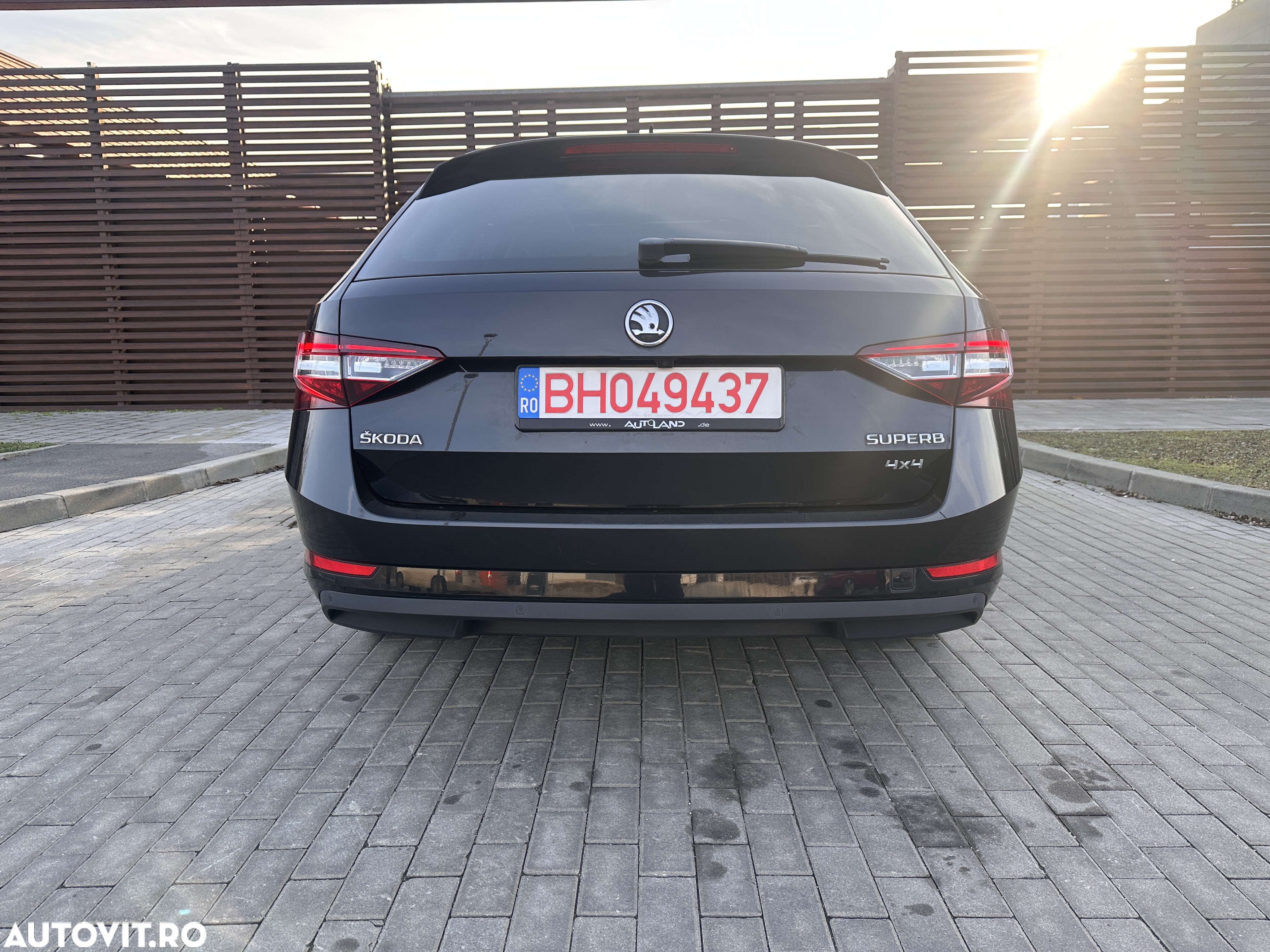 Skoda Superb 2.0 TDI 4X4 DSG Style - 9