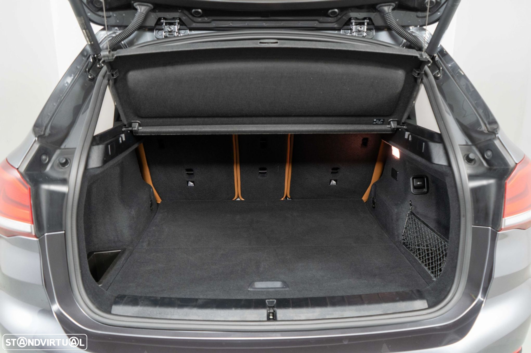 BMW X1 25 e xDrive Corporate Edition - 12