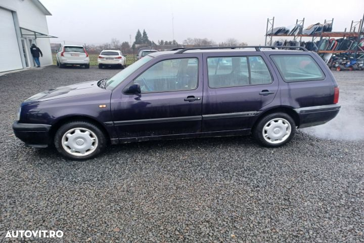 Dezmembrez Volkswagen VW Golf 3 [1991 - 1998] wagon 1.9 TDI MT (90 hp - 2