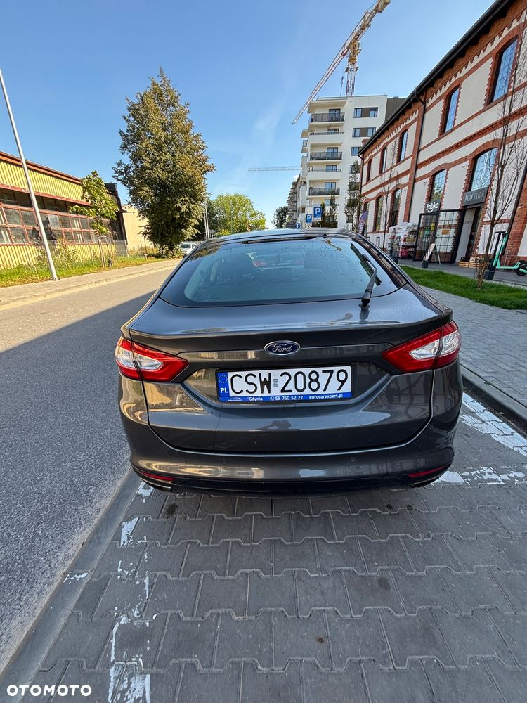 Ford Mondeo 2.0 EcoBoost Titanium X - 3