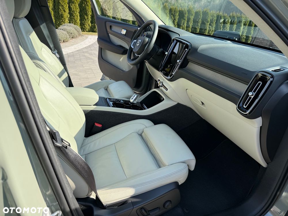Volvo XC 40 - 7