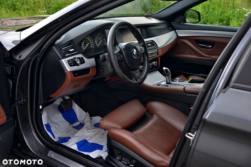 BMW Seria 5 - 24