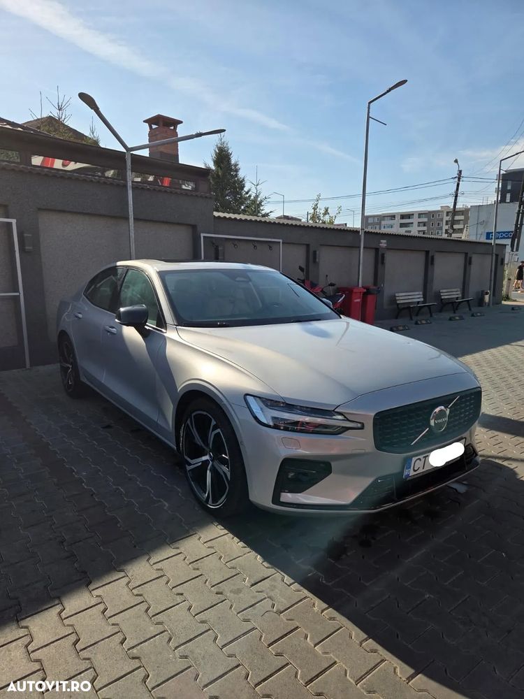 Volvo S60 - 1