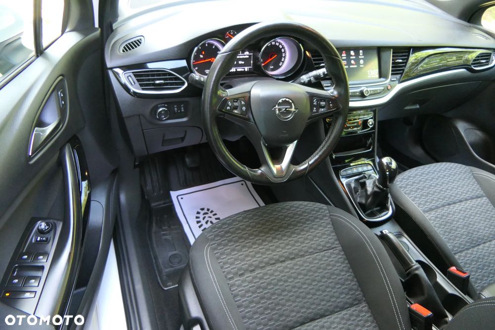Opel Astra 1.4 Turbo Dynamic - 18