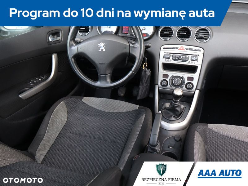 Peugeot 308 - 8
