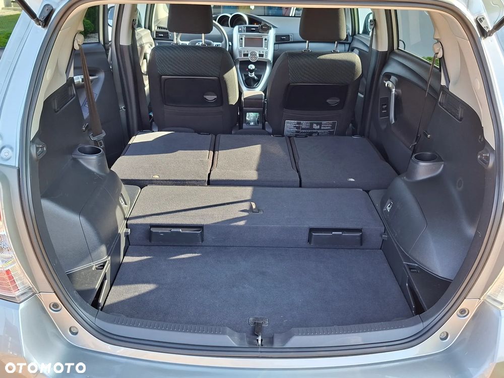 Toyota Verso 1.6 Sol EU5 - 17
