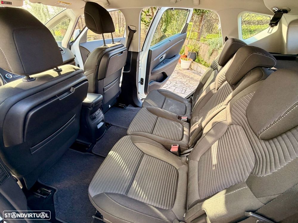 Renault Scénic 1.2 TCE Sport SS - 16